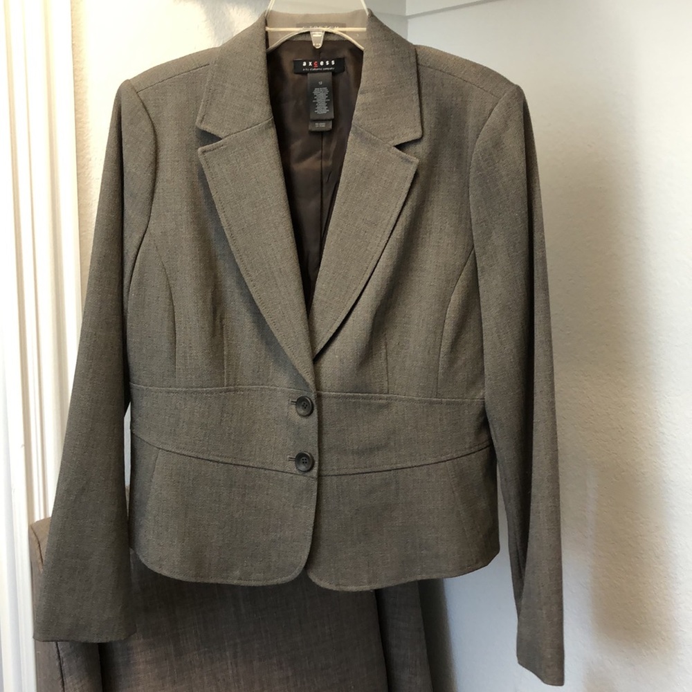 Axcess by Liz Claiborne suit jacket NWT